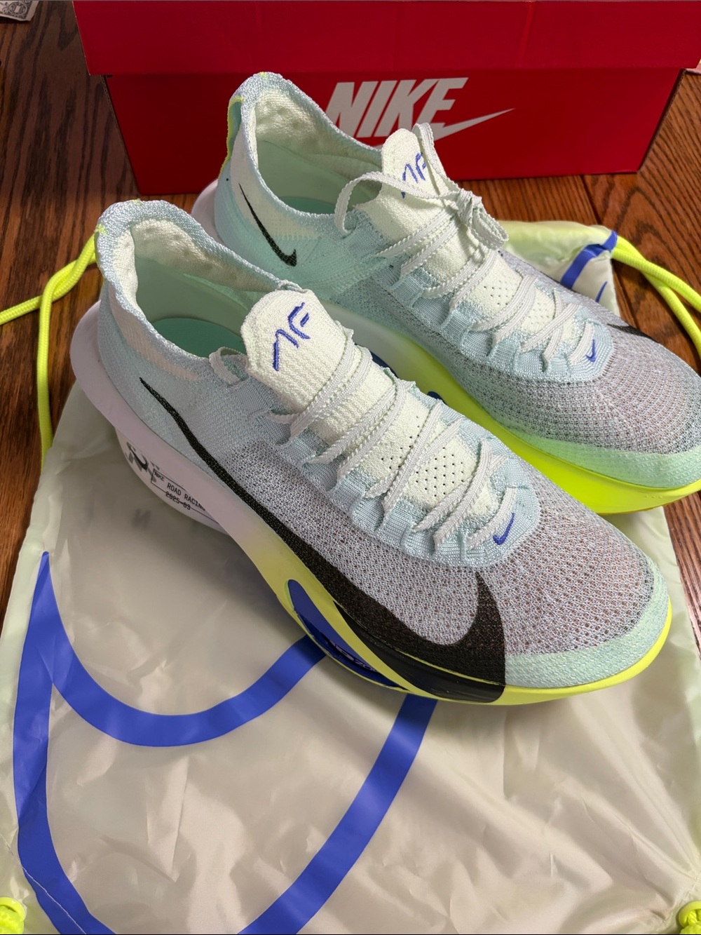 Nike Men’s Running Sneakers in Mint, Black & Neon Yellow